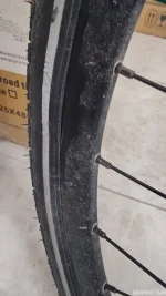 Lastiğin ufak bir kısmının çemberden dışarı taşması
